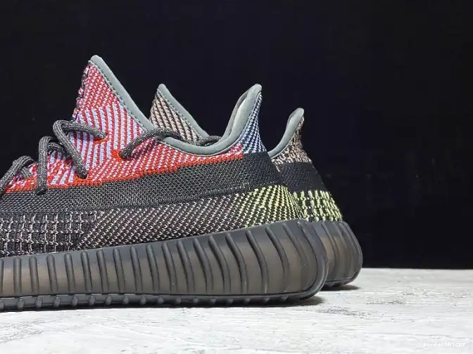 350 Boost V2 Yecheil Yeezy 